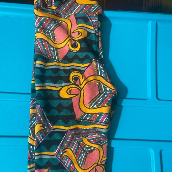 Lot of size S/M Lularoe leggings - Picture 3 of 5